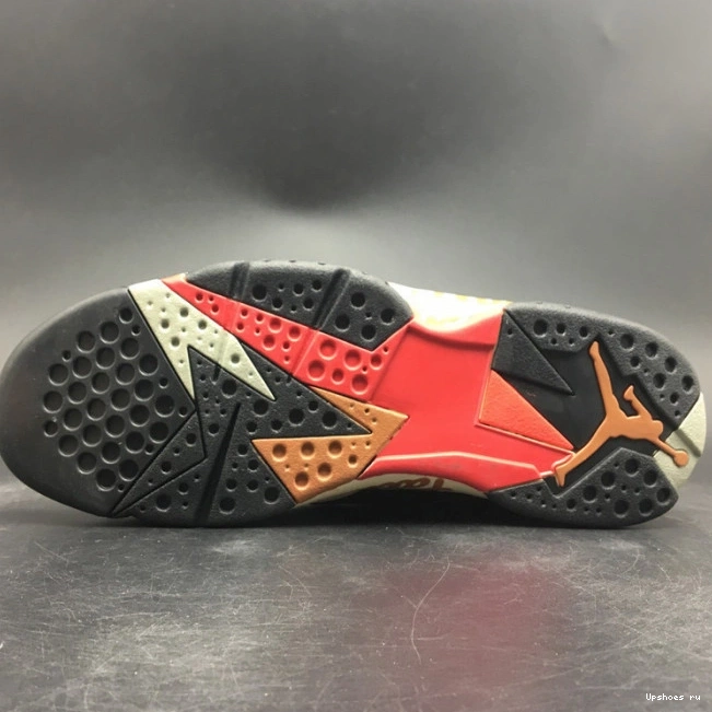 7 Patta AT3375-200 Jordan  Shimmer Retro 0303